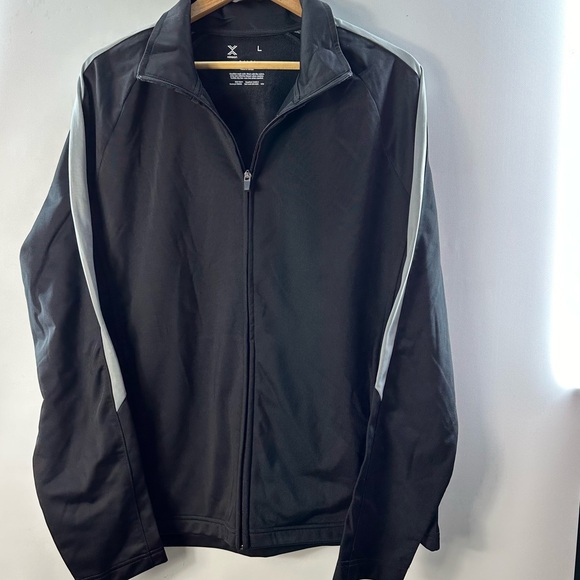 NWT Mens Xersion Quick Dri Gym Workout Jacket Black w/gray stripes Large - Picture 1 of 6